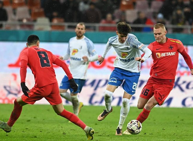 九游体育app包含欧冠赛程吃紧，葡萄牙体育集结日豪取连胜，悬念犹存，球探报告显示潜力的词条